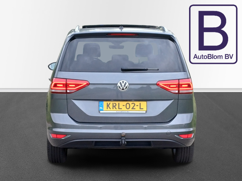 Volkswagen Touran 1.5 TSI Highline / Trekhaak / LED / Panodak — photo 8