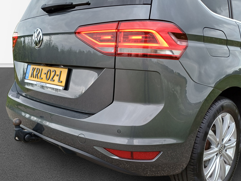 Volkswagen Touran 1.5 TSI Highline / Trekhaak / LED / Panodak — photo 16