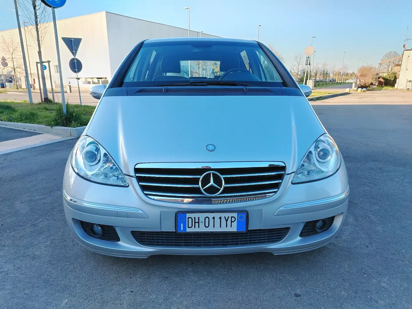 Mercedes-Benz A 150 Avantgarde coupe Argento - 2