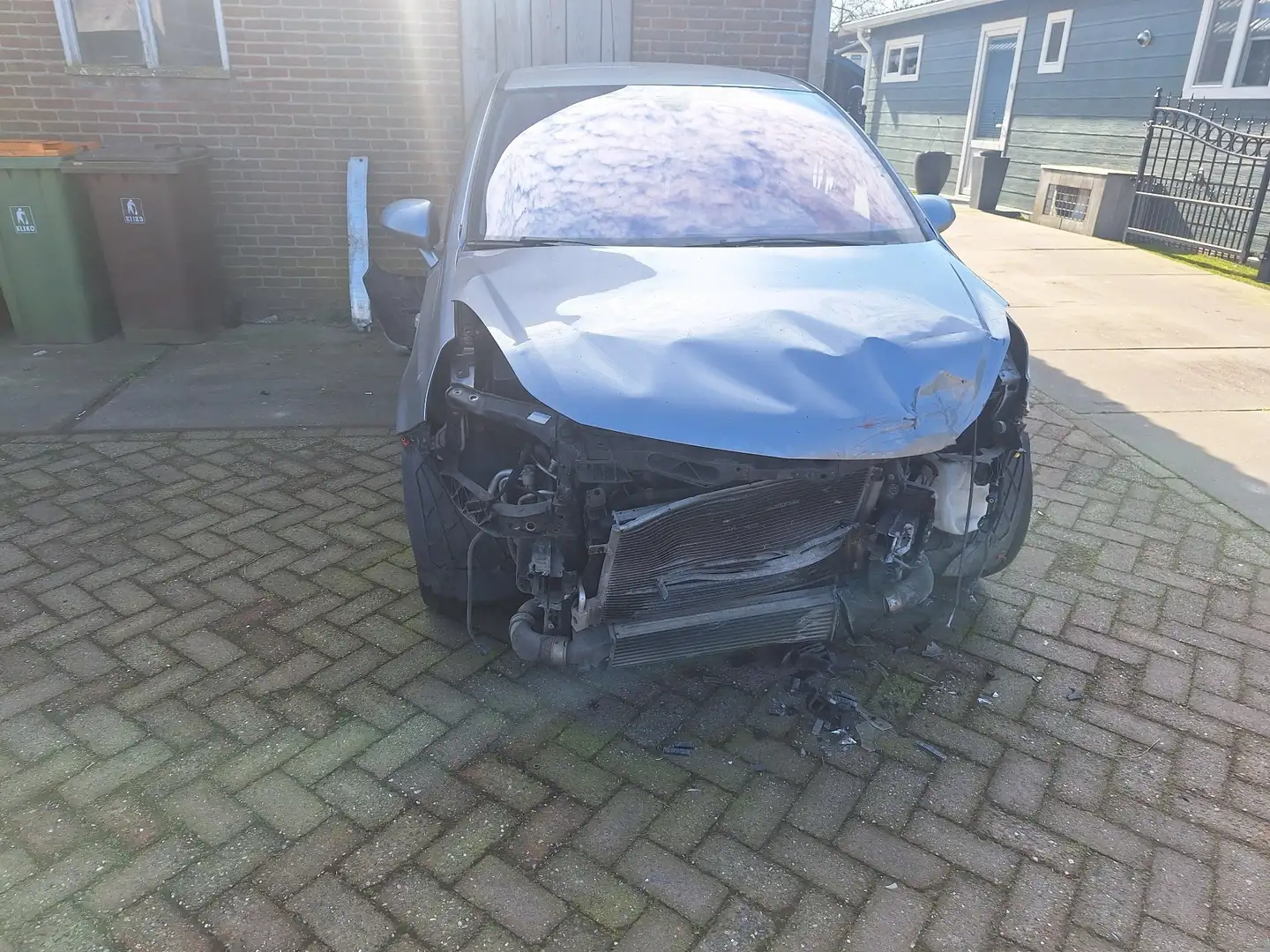 Opel Corsa 1.6-16V GSI Gris - 2