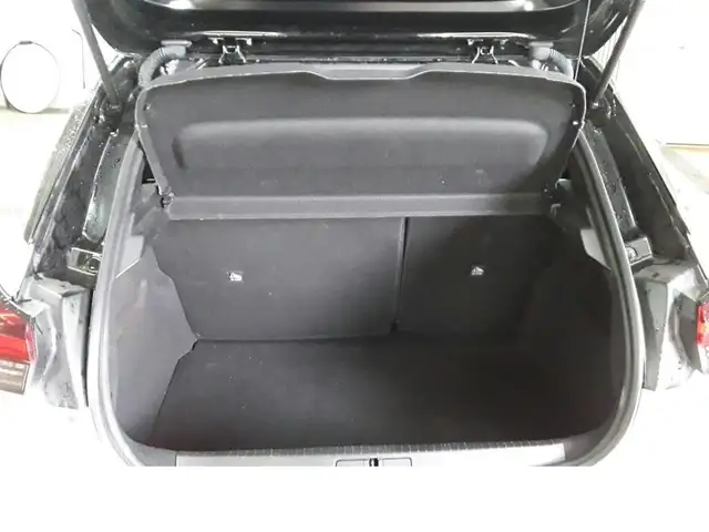 Opel Corsa view 9
