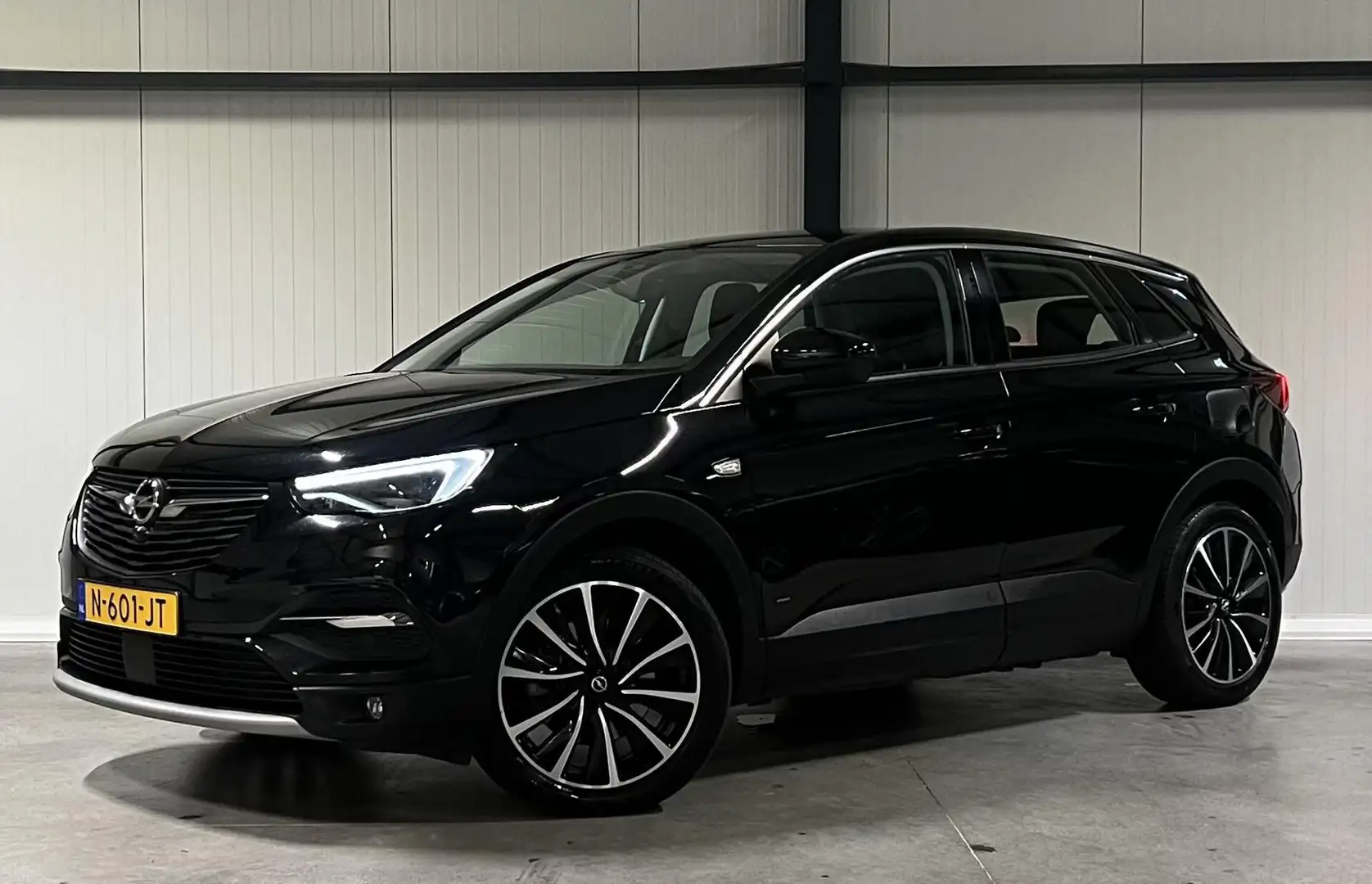 Opel Grandland X 1.6 Turbo Hybrid Elegance Carplay Trekhaak Noir - 1