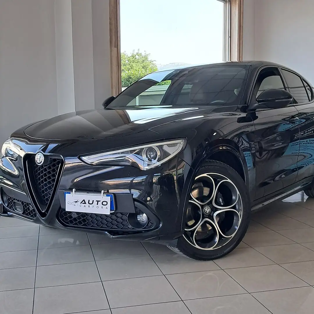 Alfa Romeo Stelvio 2.2 Turbodiesel 210 CV AT8 Q4 Veloce Zwart - 2