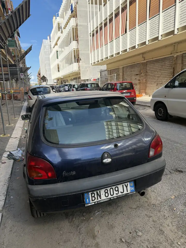 Ford Fiesta 3p 1.2 16v Zetec, foto 4