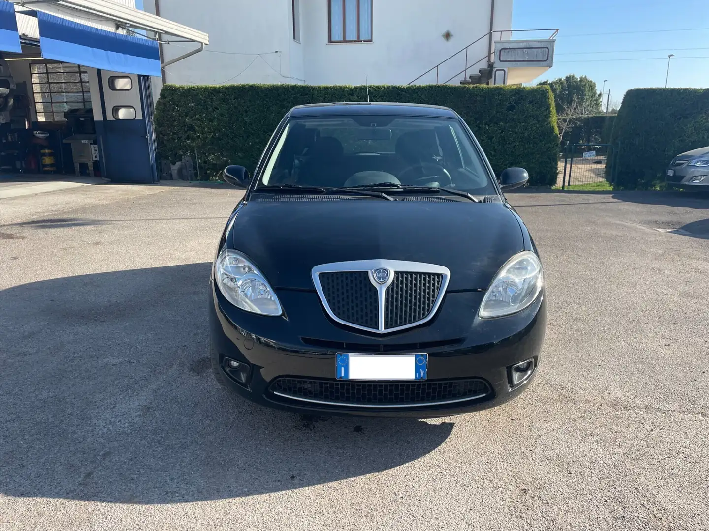 Lancia Ypsilon 1.2 Ego Nero - 2