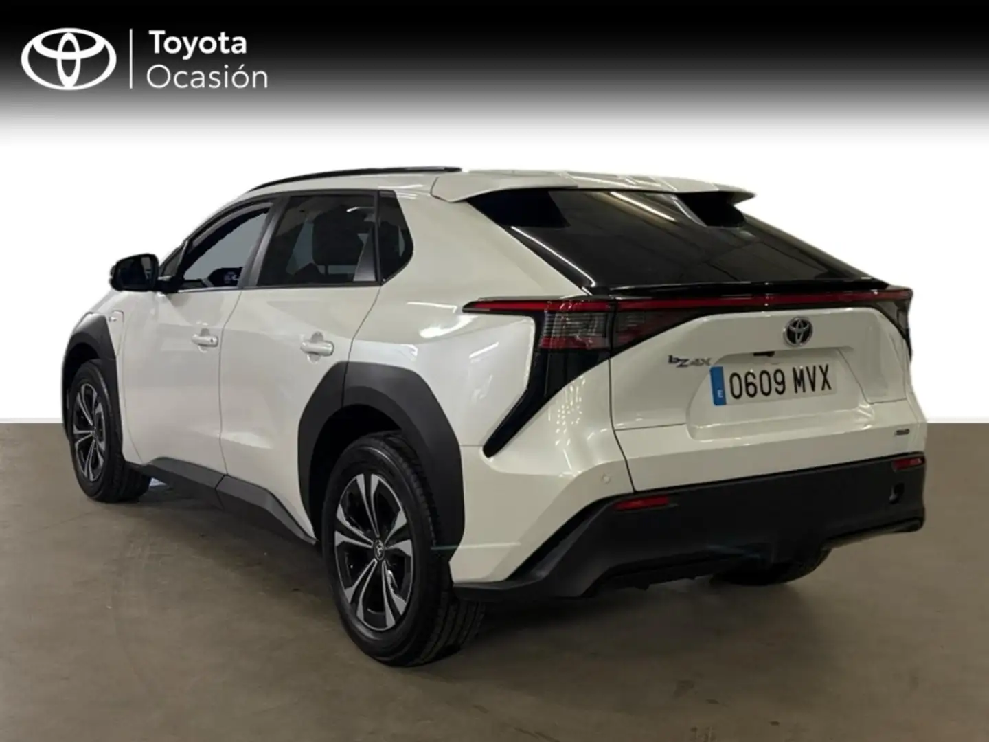 Toyota bZ4X 220E 4X4 Advance Blanco - 2