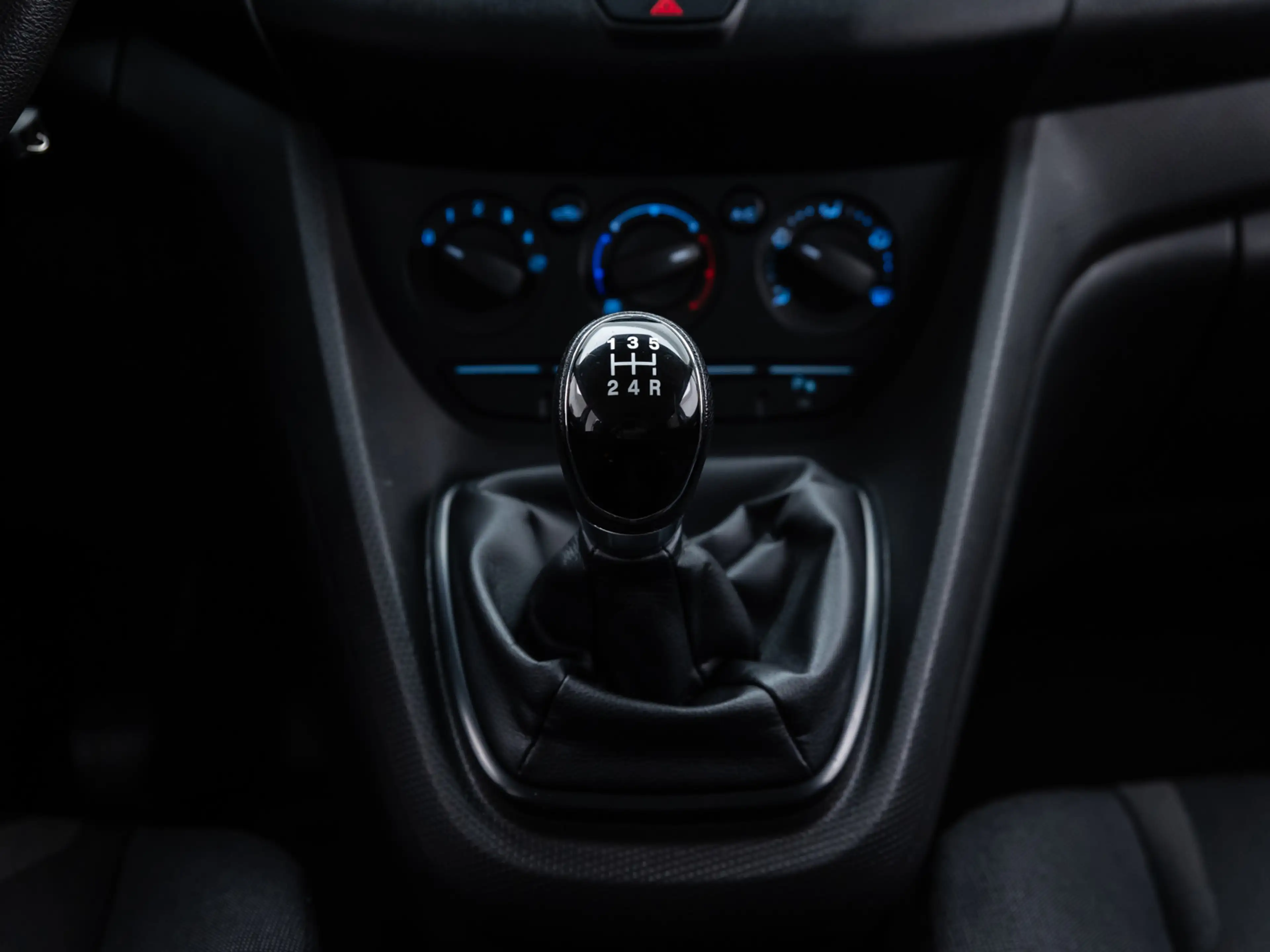 Ford Tourneo Connect Trend /SHZ/PDC/8-FACH/ — photo 12