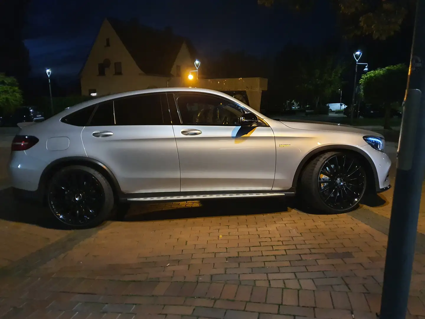 Mercedes-Benz GLC 43 AMG AMG GLC Coupe 43 4Matic 9G-TRONIC Zilver - 2
