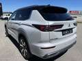 Mitsubishi Outlander 2,4 PHEV S-AWC Diamond Weiß - thumbnail 6