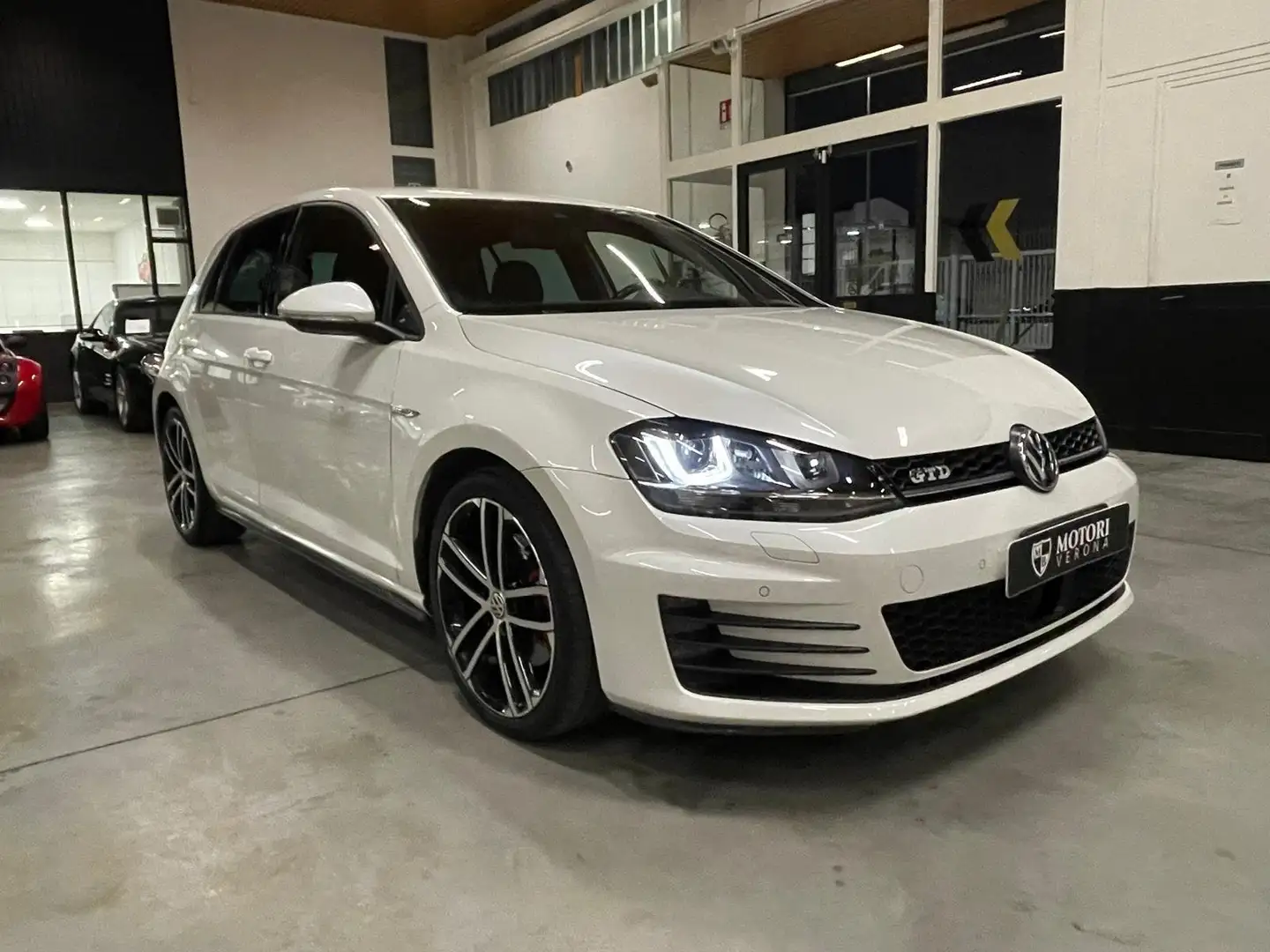 Volkswagen Golf 5p 2.0 tdi Gtd dsg Blanco - 2