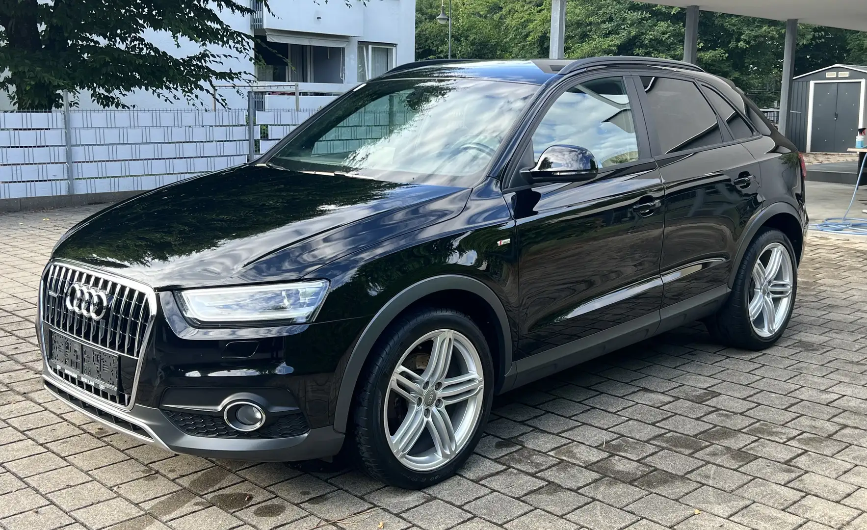 Audi Q3 2,0 TFSI quattro S-tronic S-Line Sportpaket, Leder - 1