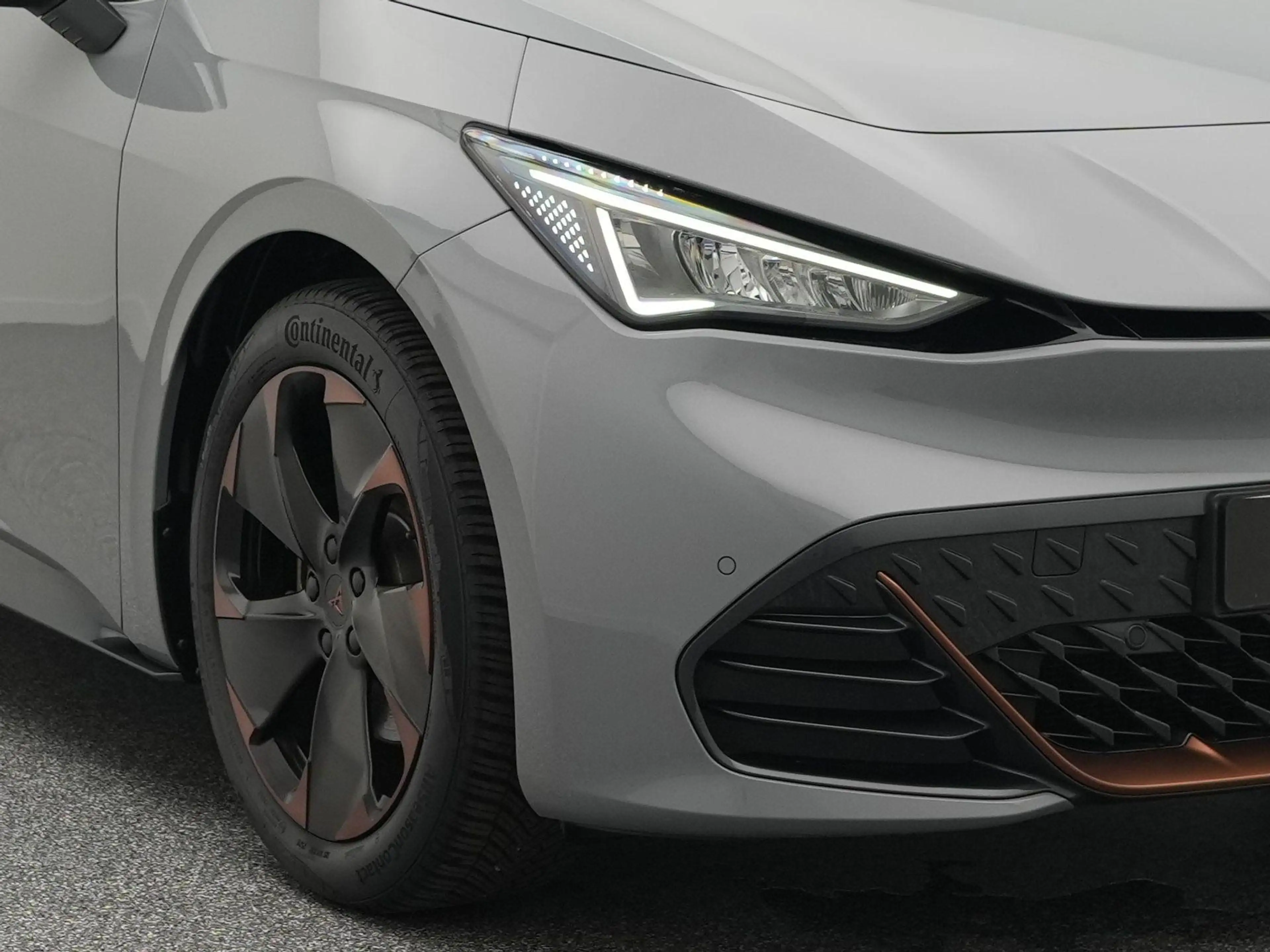 CUPRA Born Essential 62 kWh 204pk | SOH 96% | Cruise control — photo 13