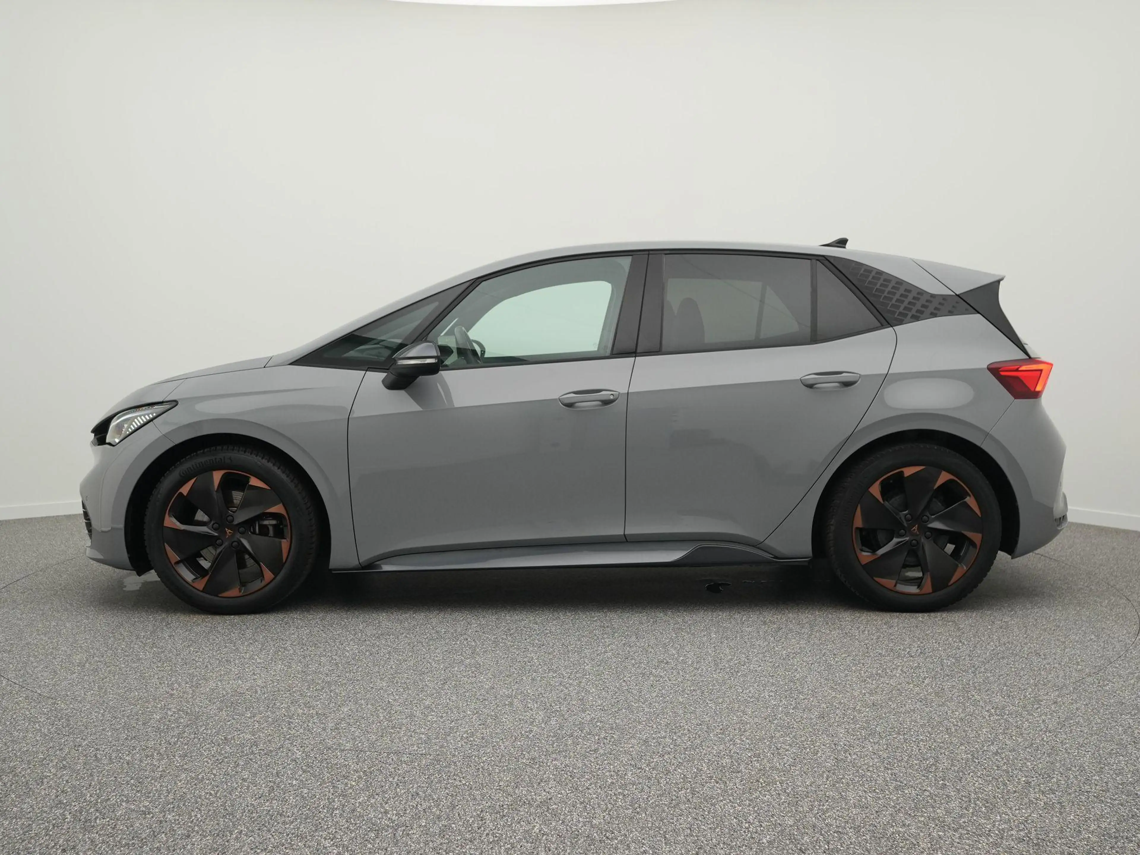 CUPRA Born Essential 62 kWh 204pk | SOH 96% | Cruise control — photo 10