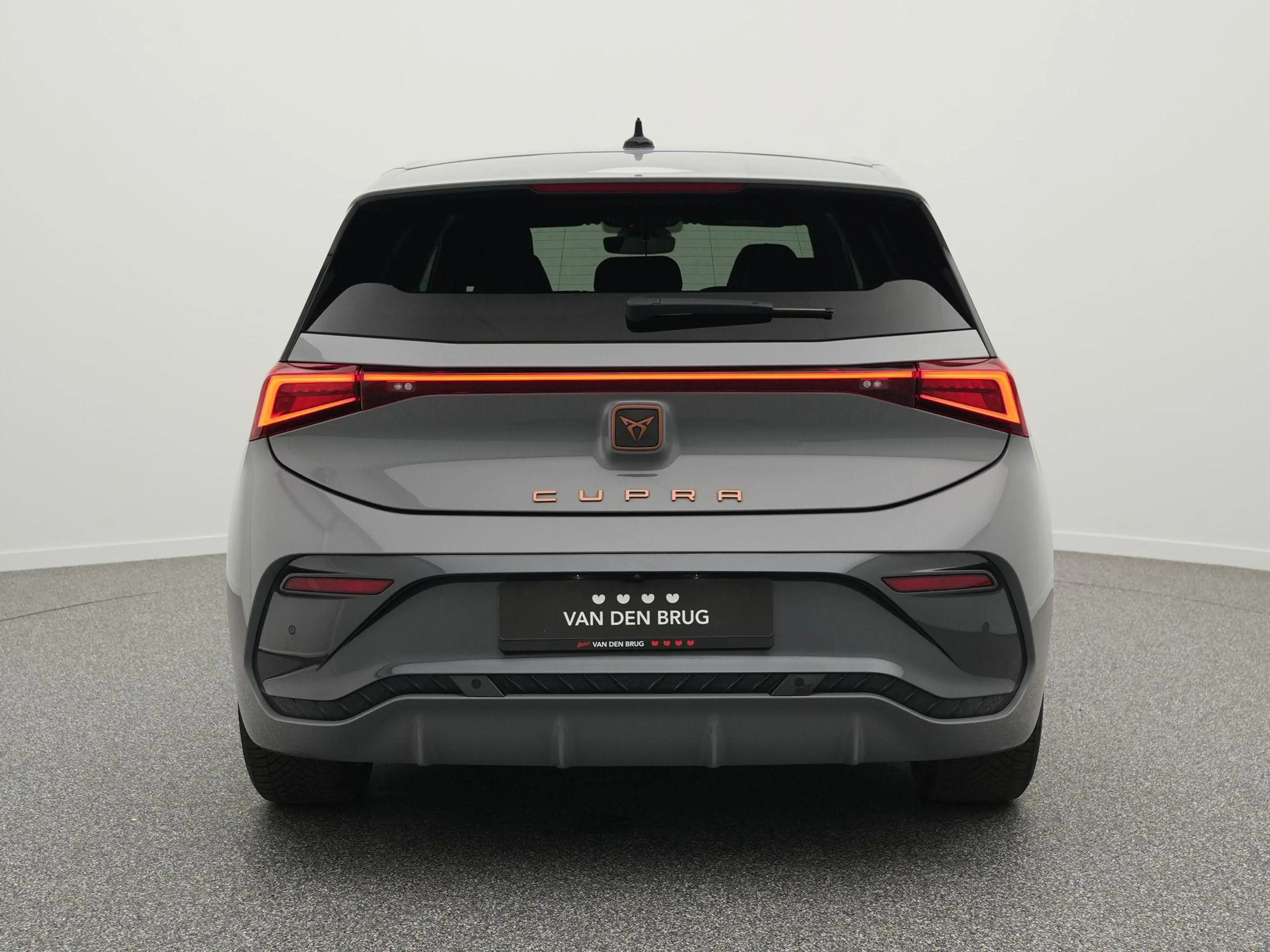 CUPRA Born Essential 62 kWh 204pk | SOH 96% | Cruise control — photo 5