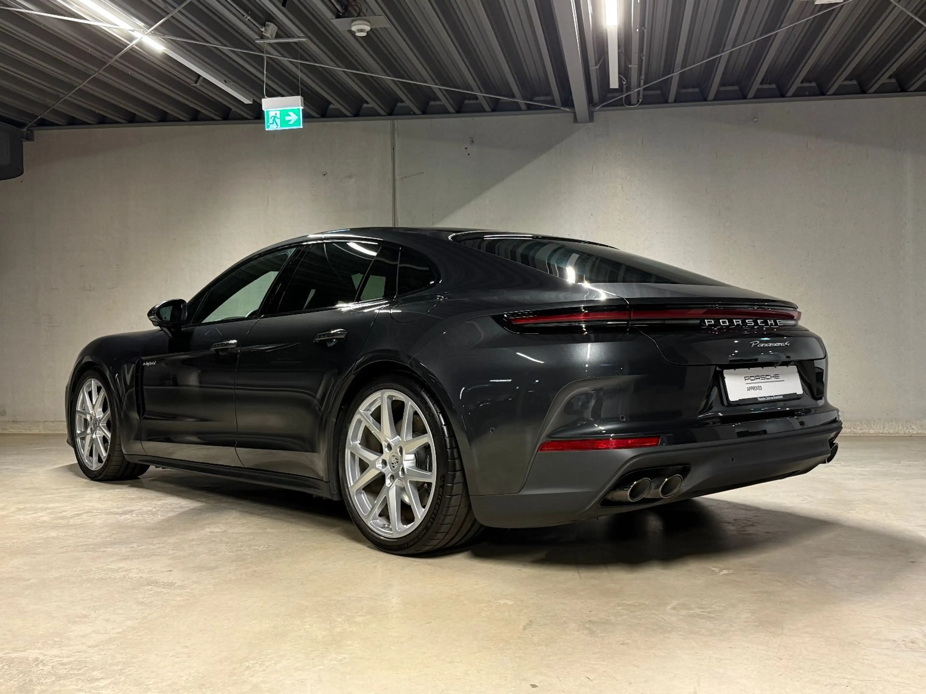 Porsche Panamera 4 E-Hybrid | Hinterachslenkung | BOSE | — photo 4