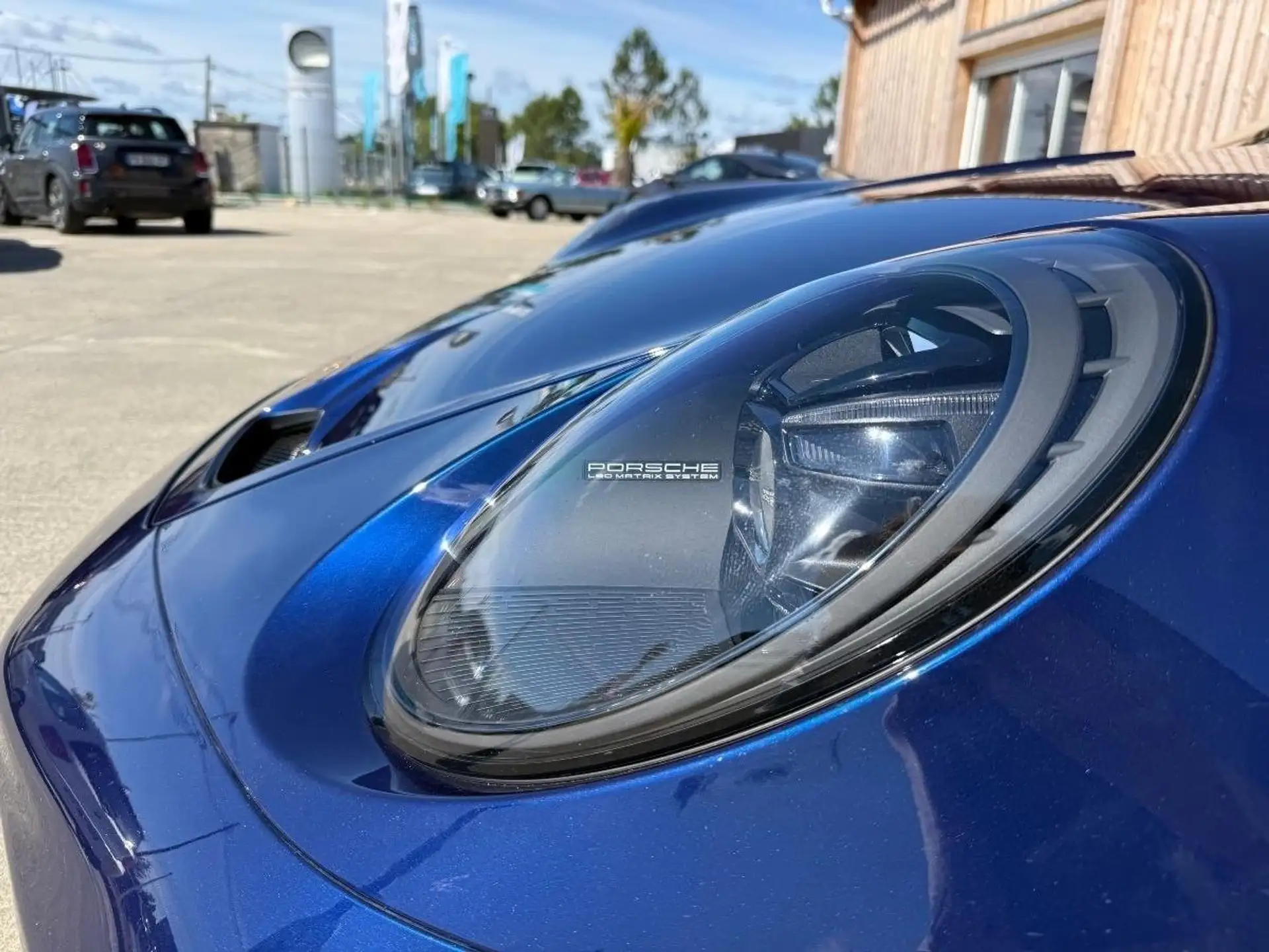 포르쉐 911 GT3 2022 네이비 사진 4