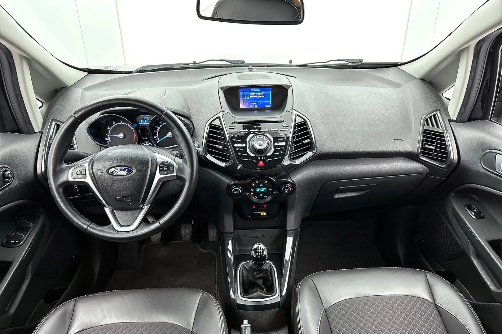 Ford EcoSport 1.0 EcoBoost Titanium(NL-auto, NAP, Navi, Parkeers Noir - 2