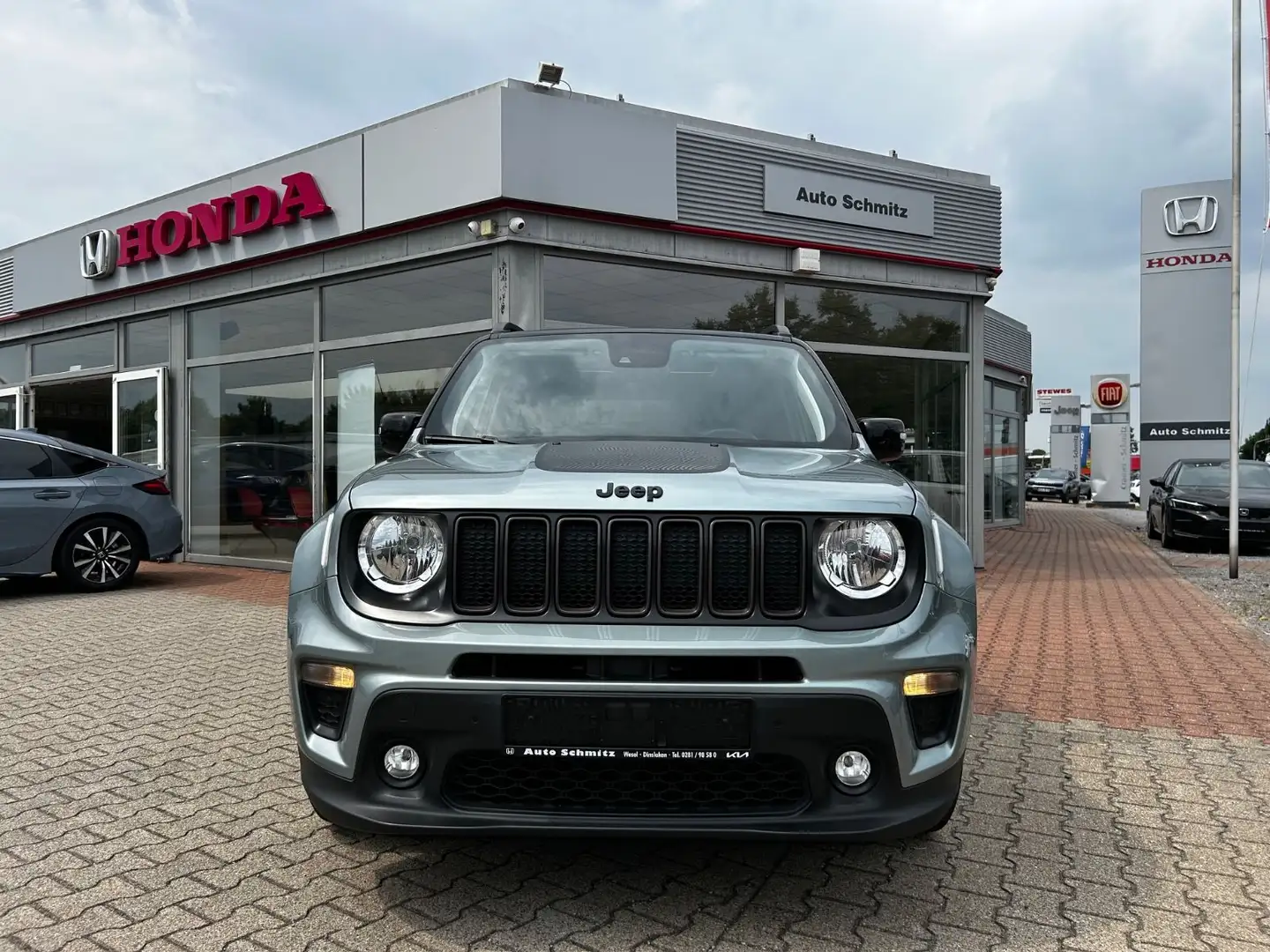 Jeep Renegade Longitude 1,5 Mild-Hybrid Pano ACC Grau - 2
