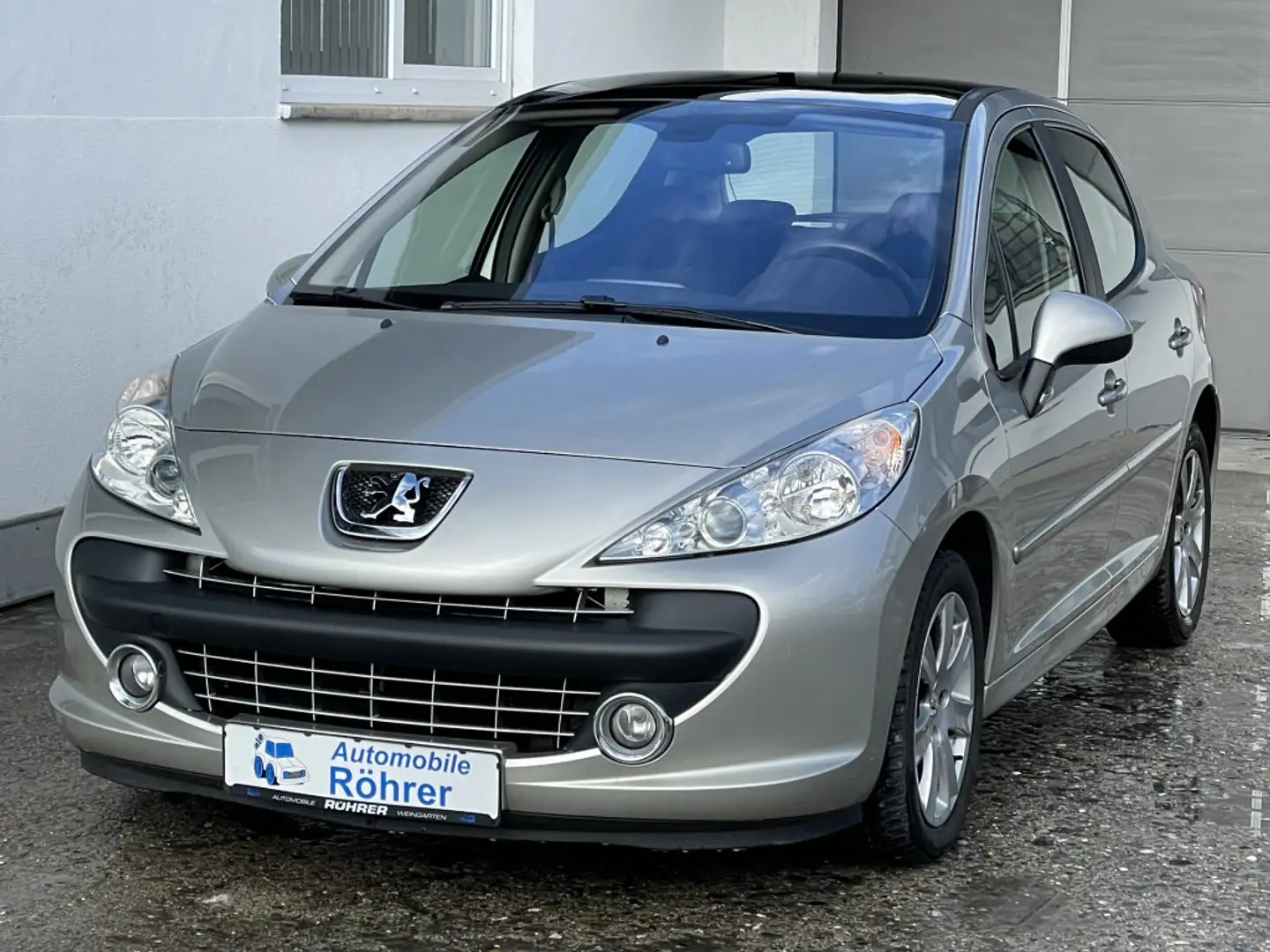 Peugeot 207 1.6 Sport Klimaautomatik Panorama Einparkh. Silber - 1