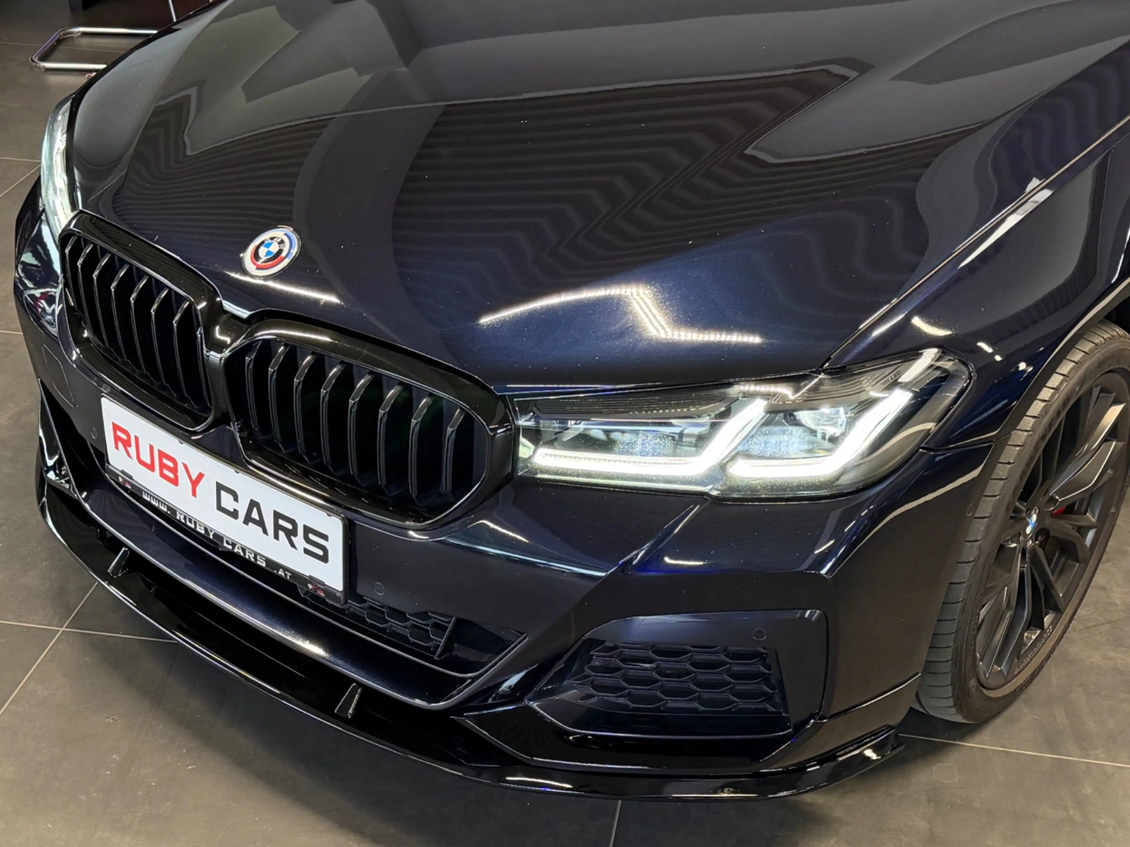 BMW 545 e PHEV xDrive Aut. — photo 9