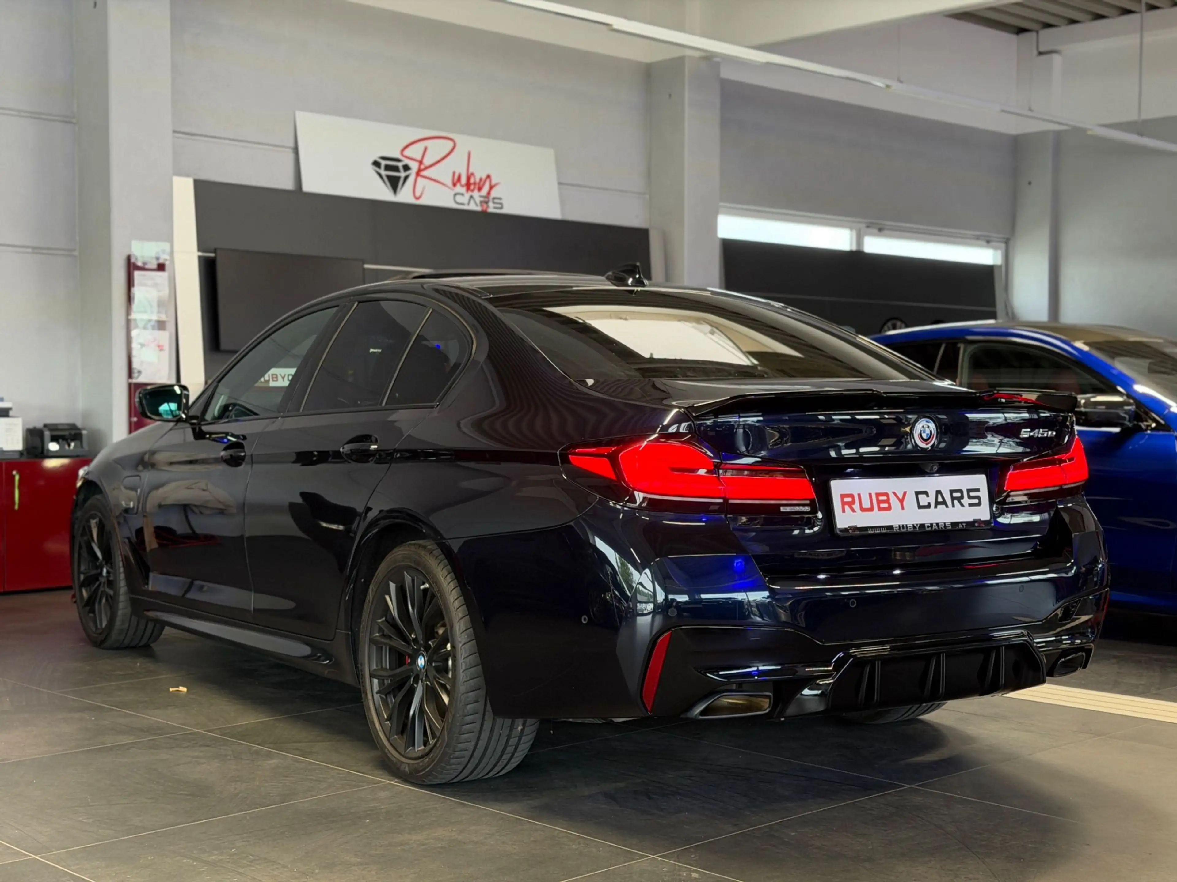 BMW 545 e PHEV xDrive Aut. — photo 15