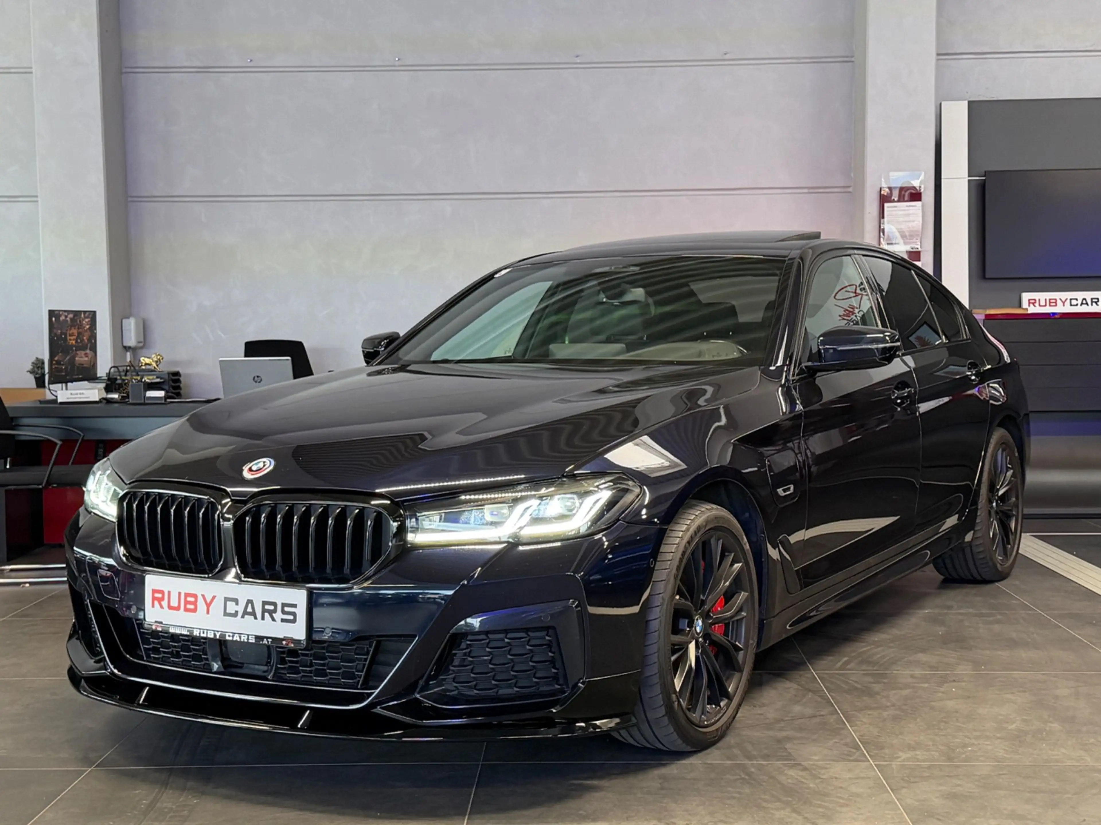 BMW 545 e PHEV xDrive Aut. — photo 8