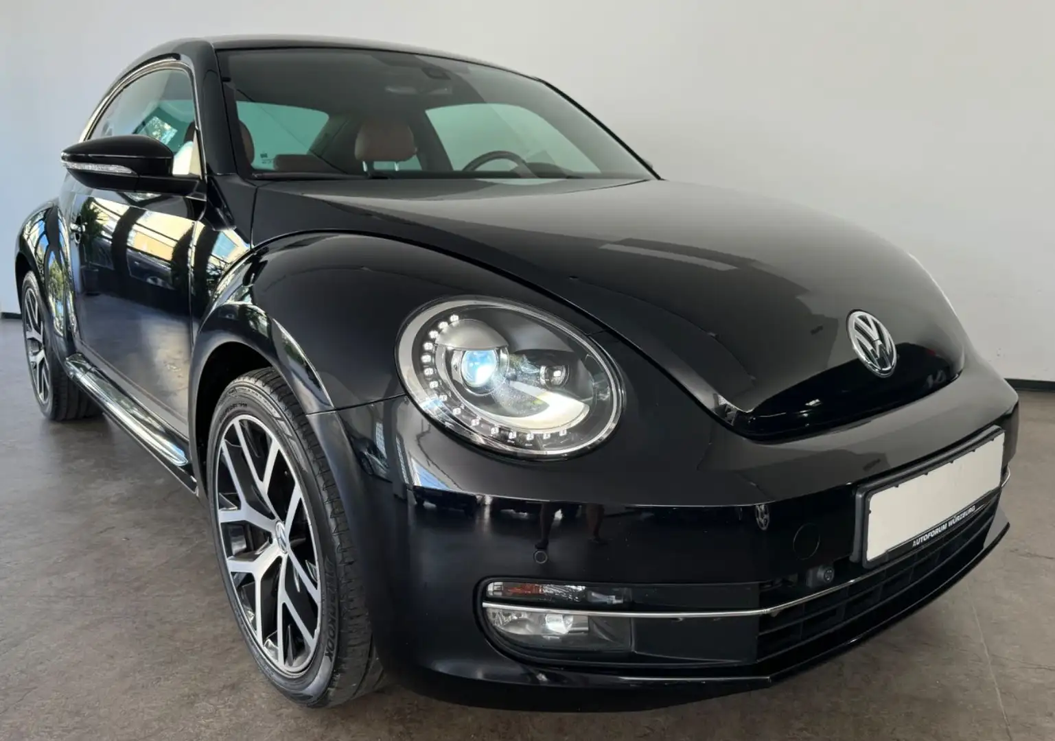 Volkswagen Beetle Cup XENON NAVI DSG LEDER KLIMAAUTO 8-FACH Schwarz - 1