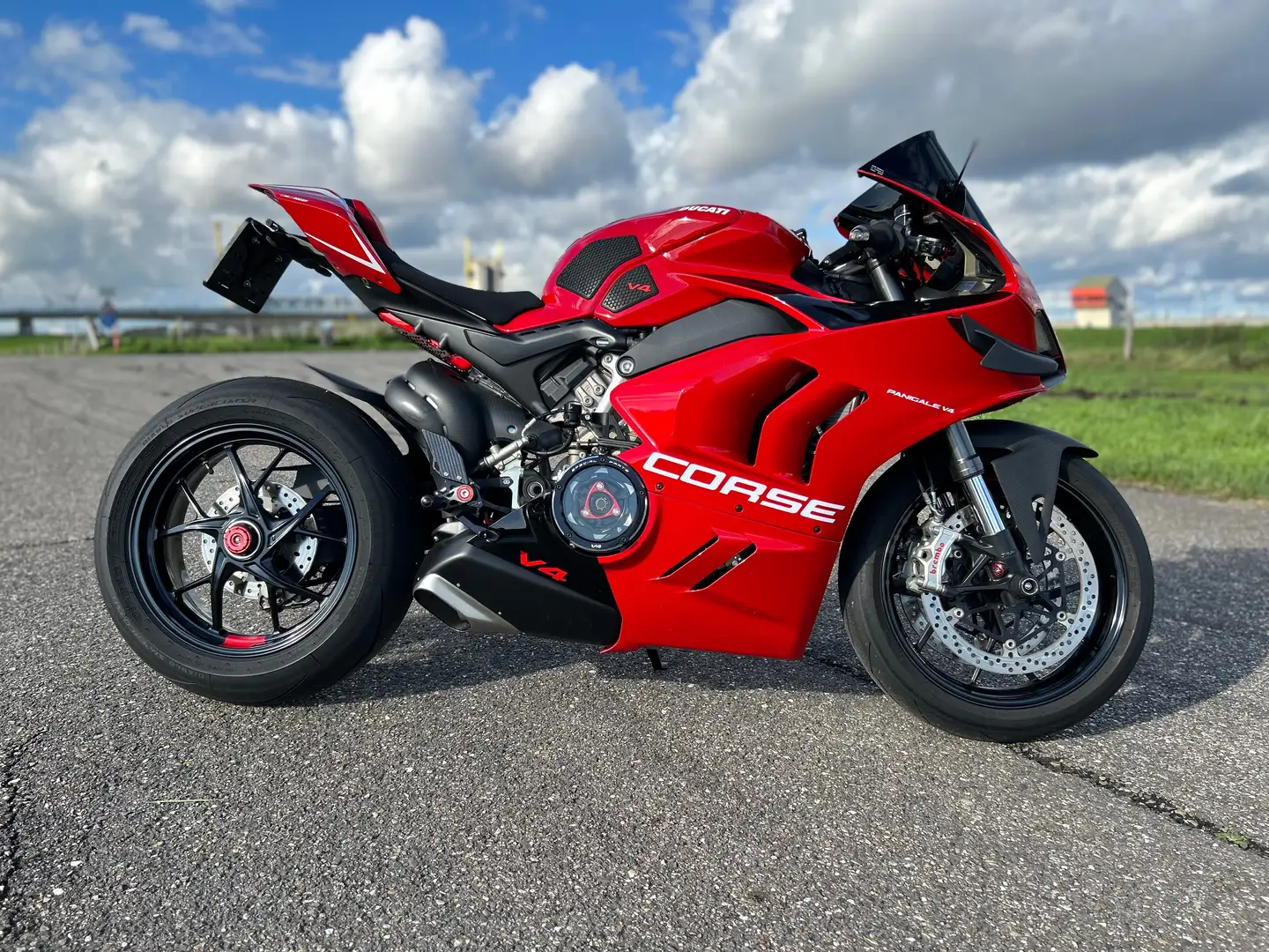 Ducati Panigale V4 Rojo - 1