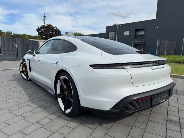 Porsche Taycan Turbo S Approved 2027  21" VOLL Carbon