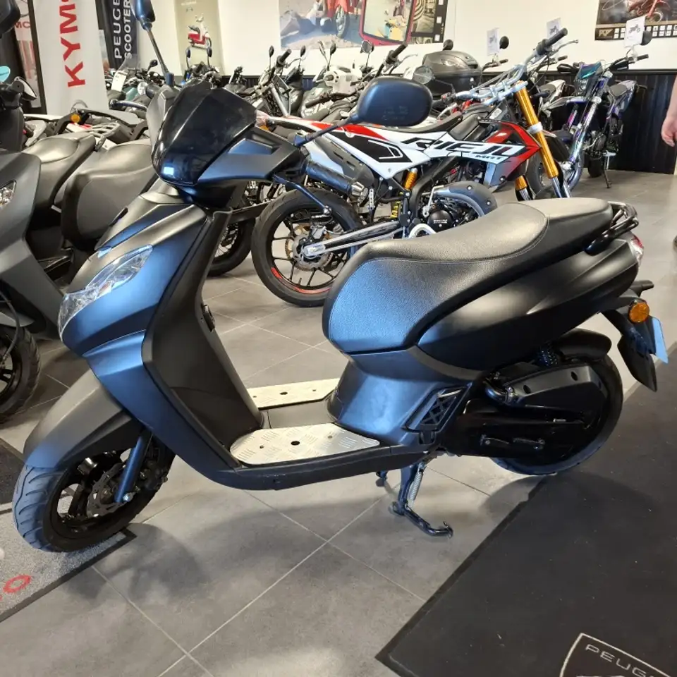 Peugeot Kisbee