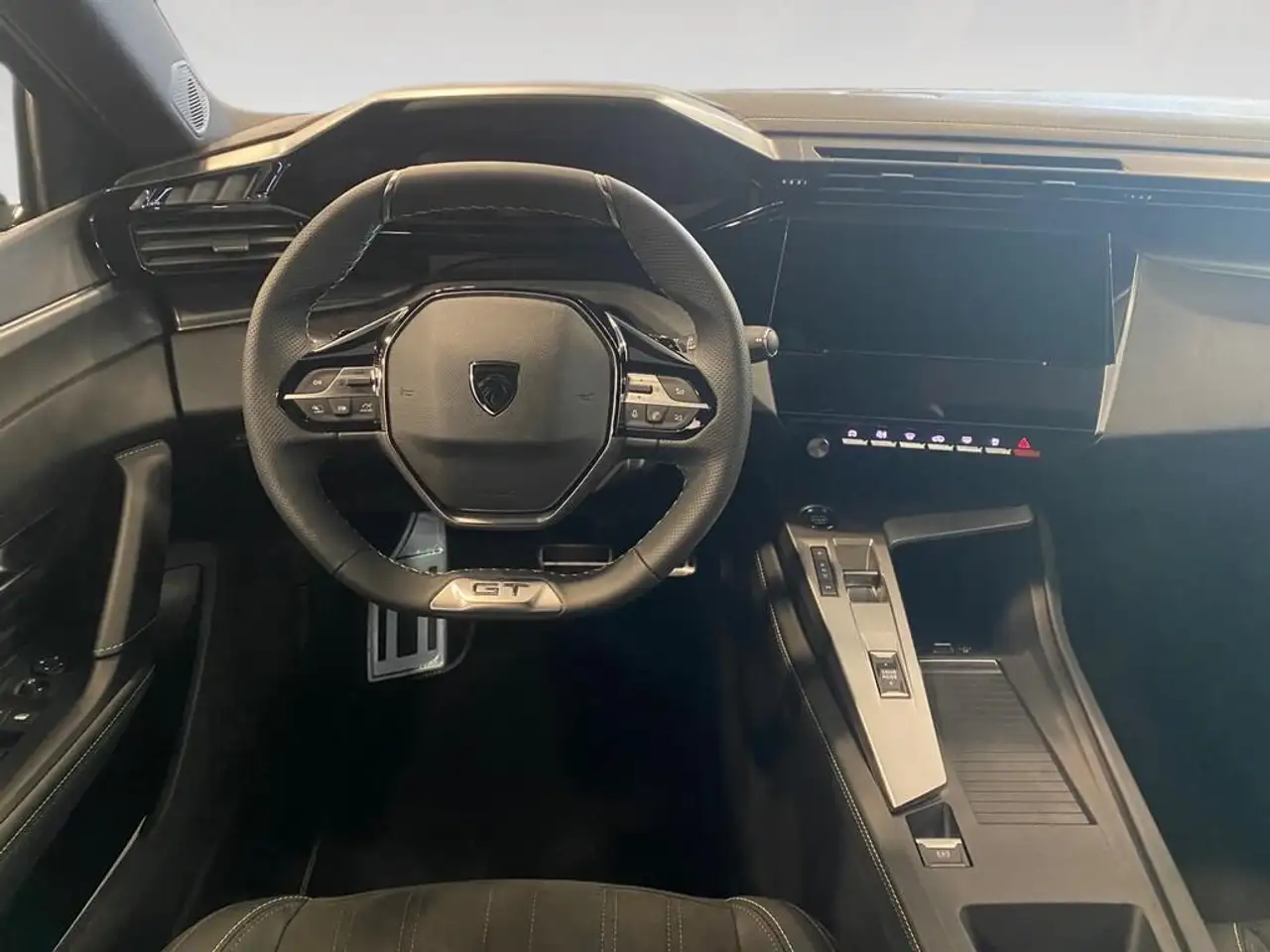 Peugeot 408 408 1.2 hybrid GT 145cv e-dsc6 - PROMO 23