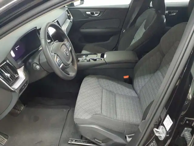 Volvo V60 view 8