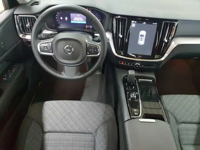 Volvo V60 view 9