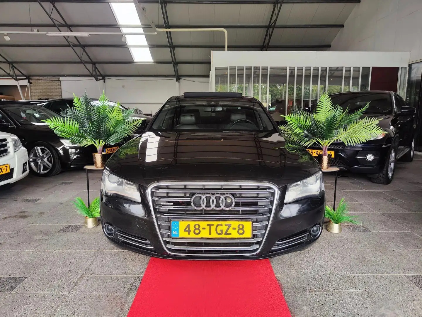 Audi A8 LONG 3.0 TDI QUATTRO PANO SOFTCLOSE FULL! Zwart - 1