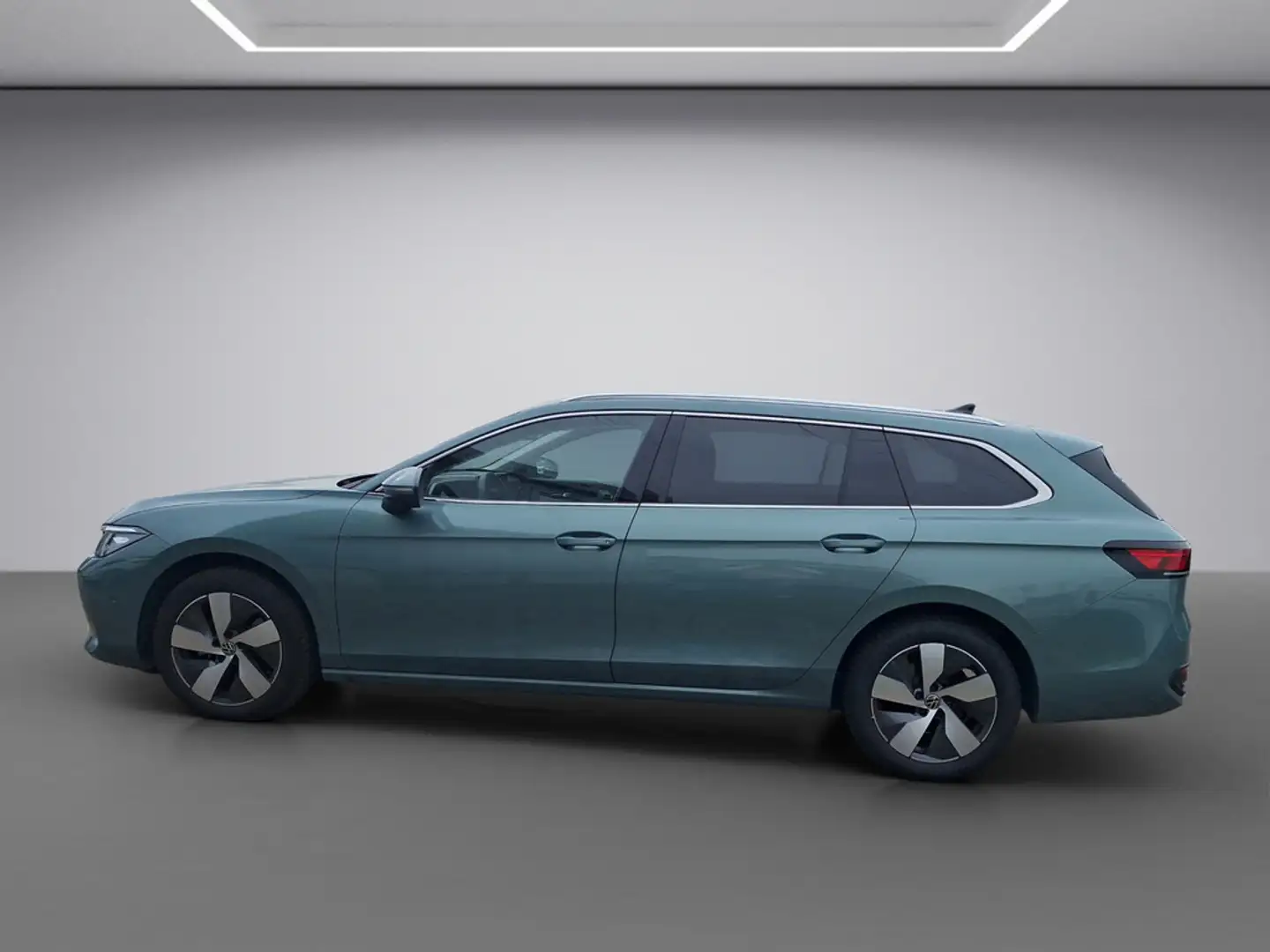 Volkswagen Passat Variant 2.0TDI DSG Business AHK Verde - 2