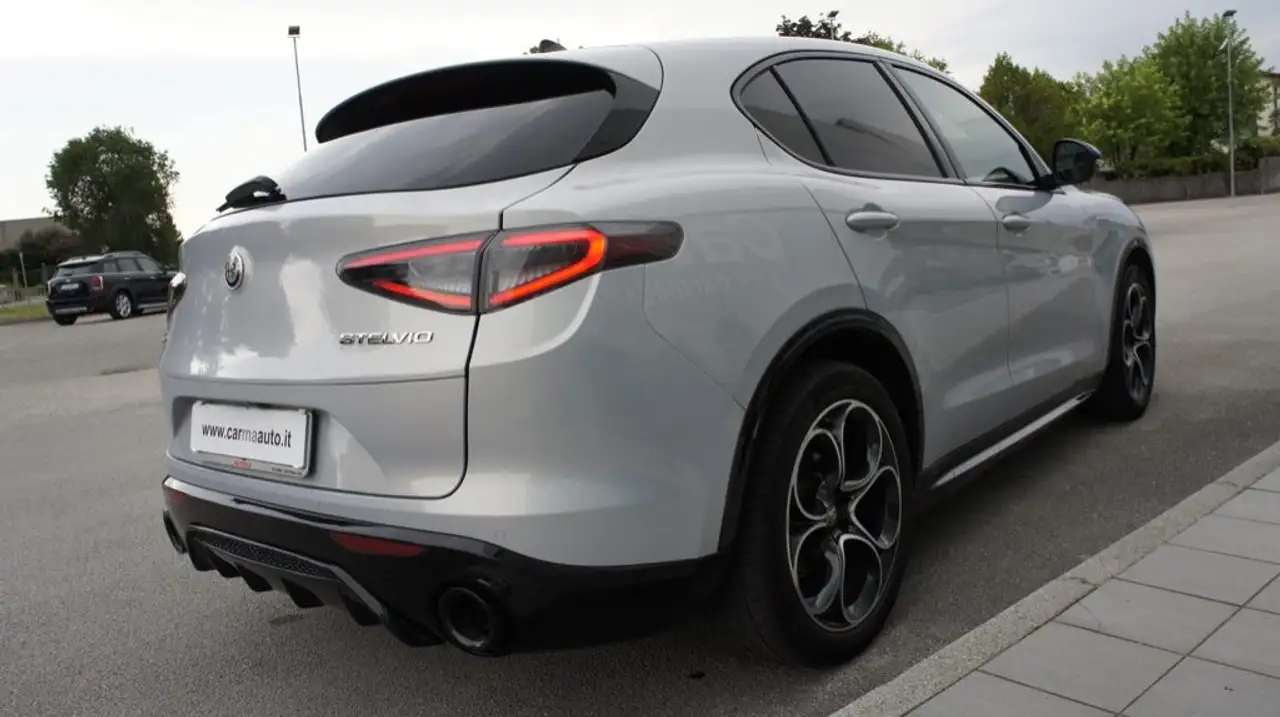 Alfa Romeo Stelvio 2024 — фото 7