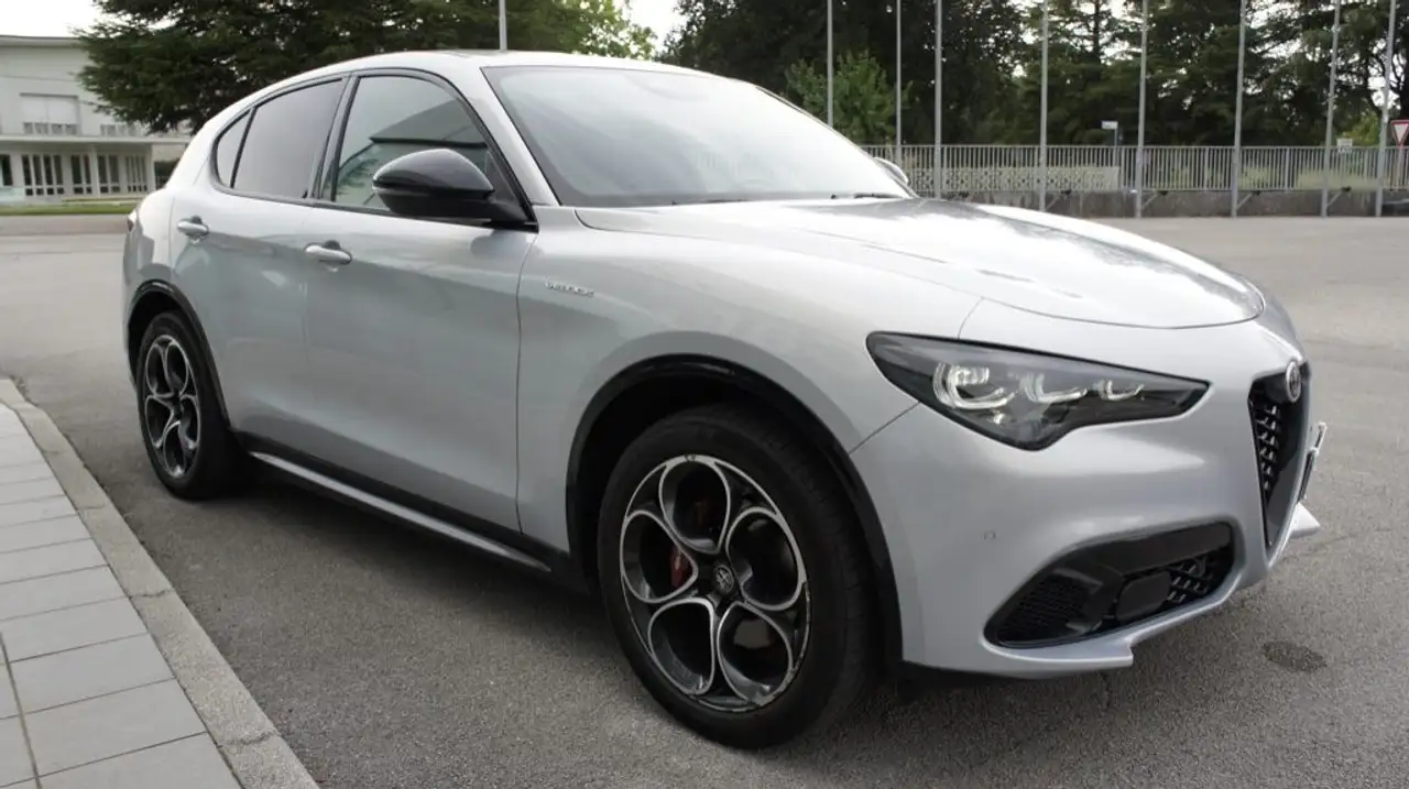 Alfa Romeo Stelvio 2024