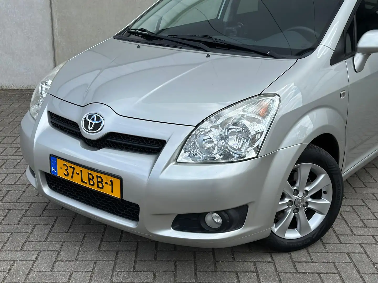 Toyota Verso 1.8 VVT-i Luna 7p. Keyless Trekhaak Automaat Szürke - 2