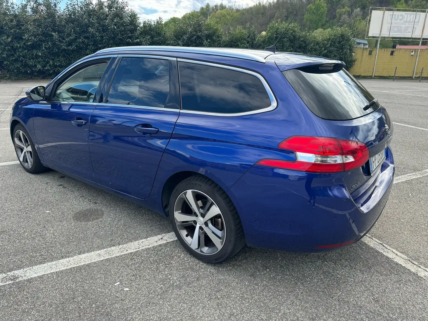 Peugeot 308 SW 2.0 bluehdi 16v Gt Line s&s 150cv Blu/Azzurro - 2