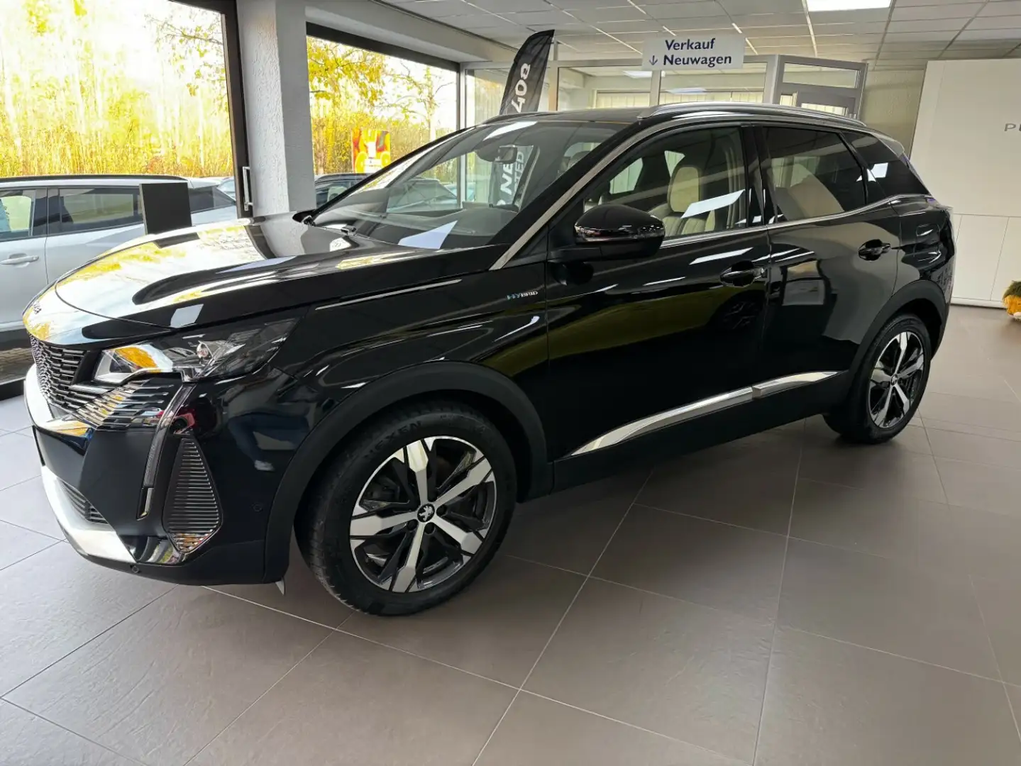 Peugeot 3008 Hybrid 225 GT Pack EAT8 Negro - 1