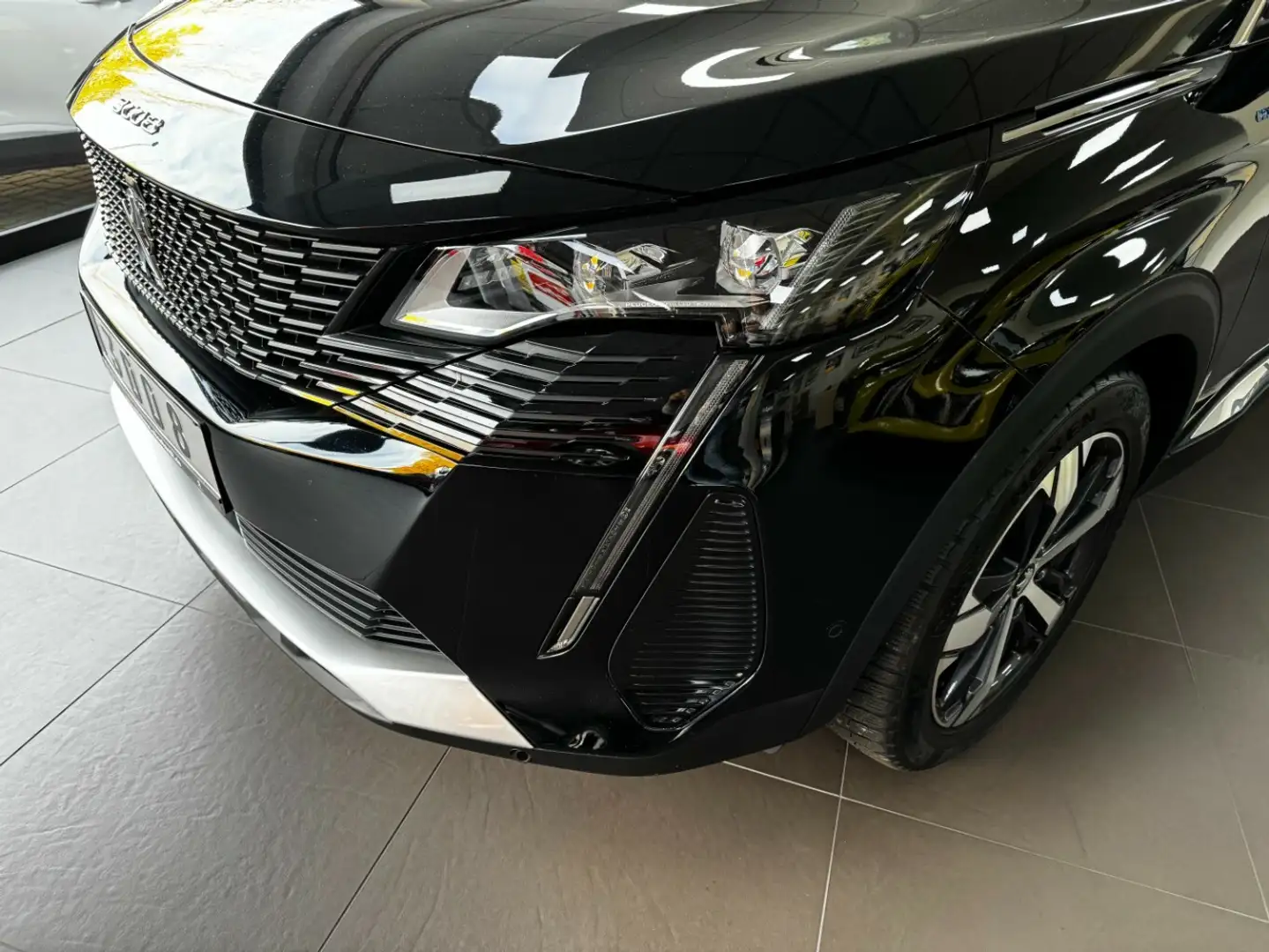 Peugeot 3008 Hybrid 225 GT Pack EAT8 Negro - 2