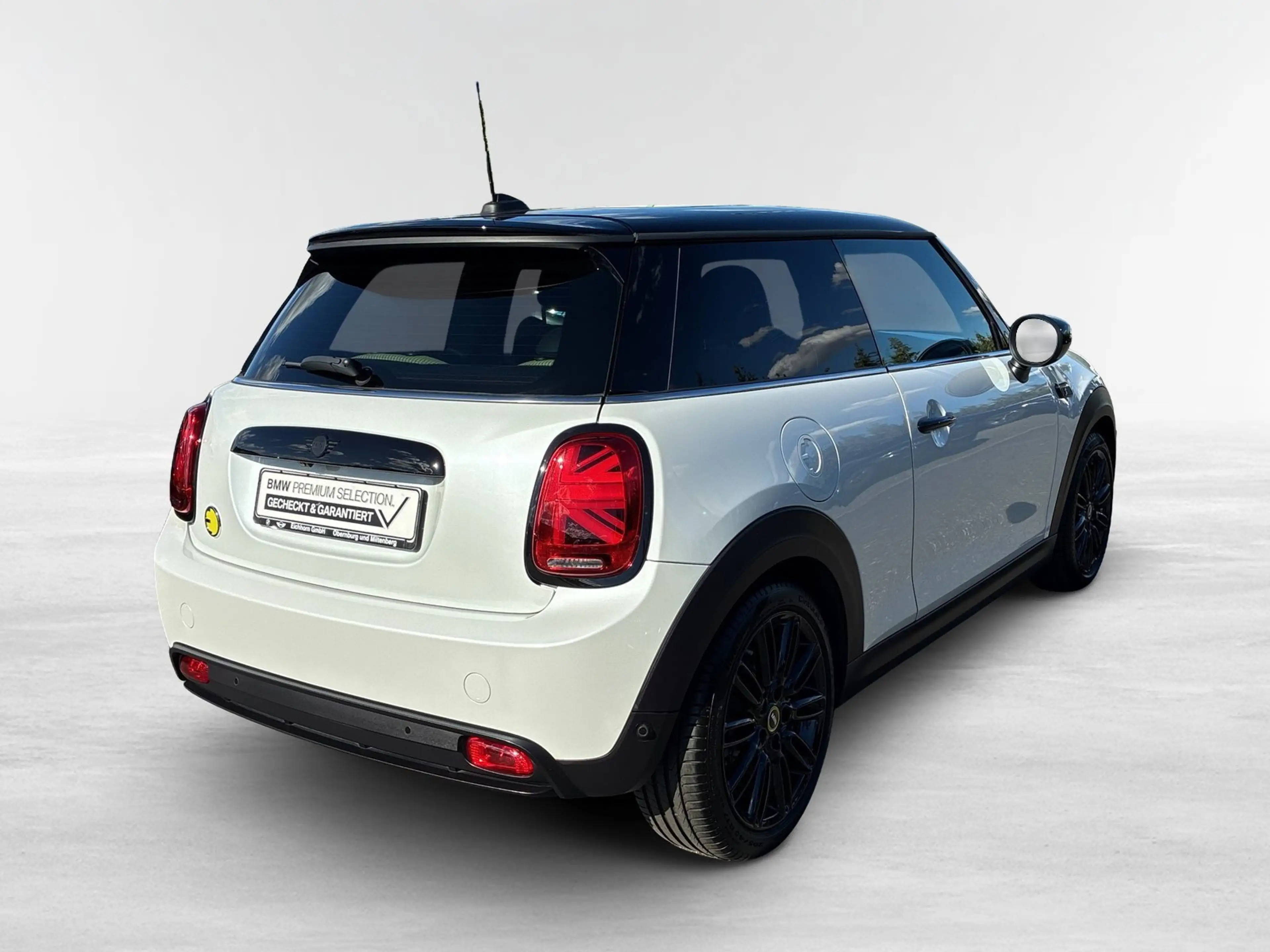 MINI Cooper SE 3-Türer *HUD.NAVI.PGSD.RFK.H&K HiFi* — photo 5
