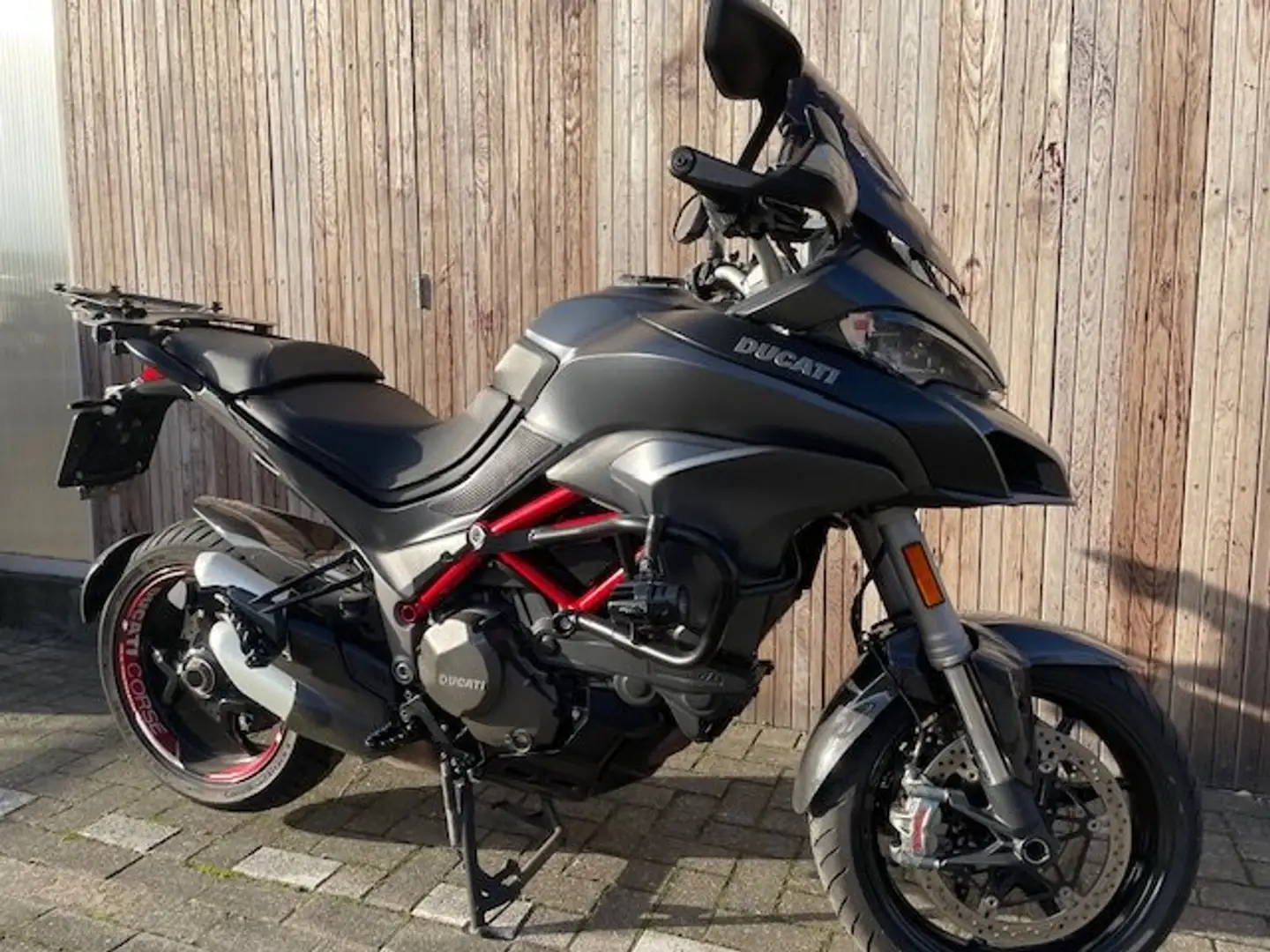 Ducati Multistrada 1200 S Djair Zwart - 1