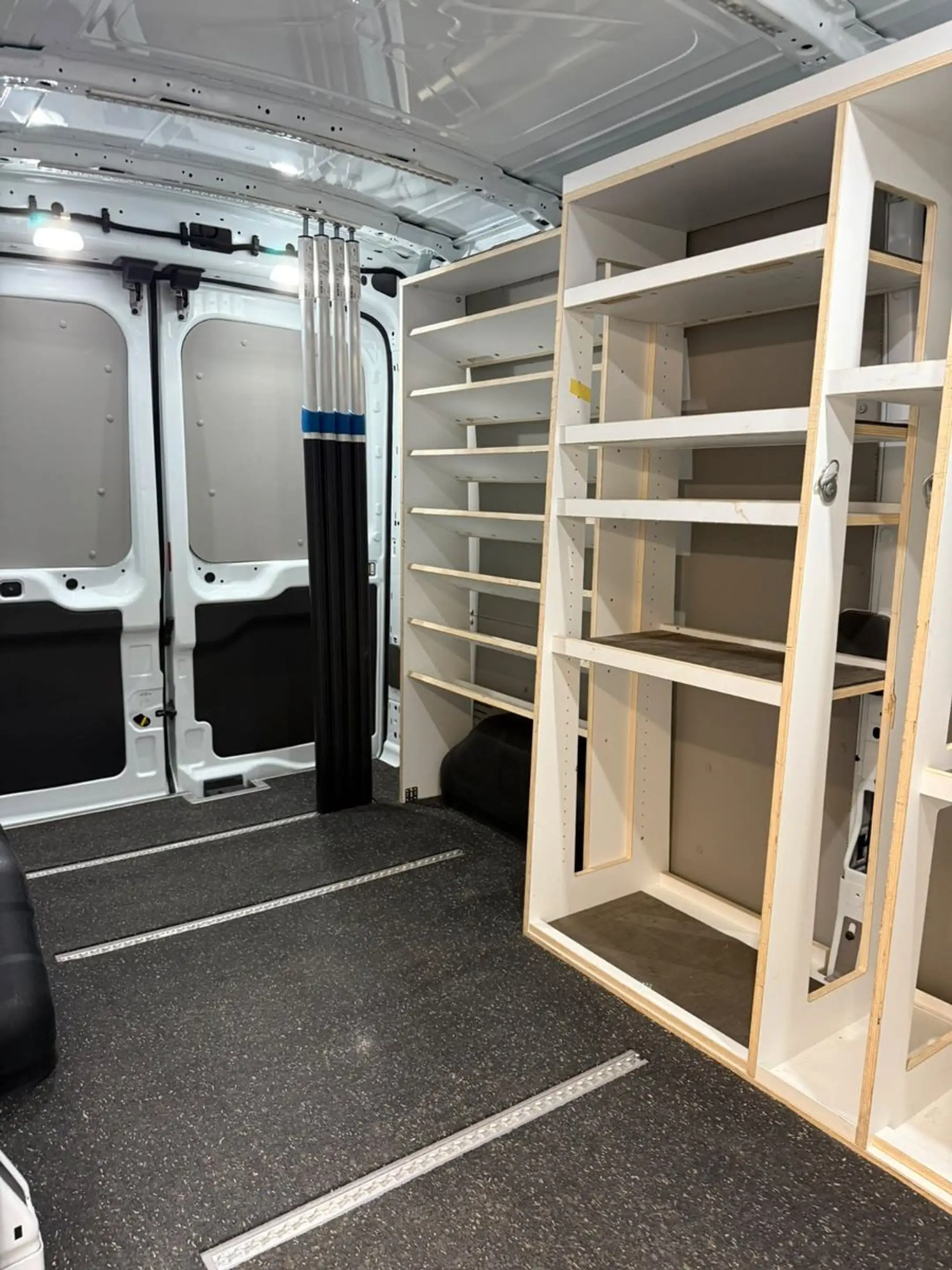 Ford Transit Kasten L3H2 Klima Tempomat R-CAM AHK SHZ — photo 13