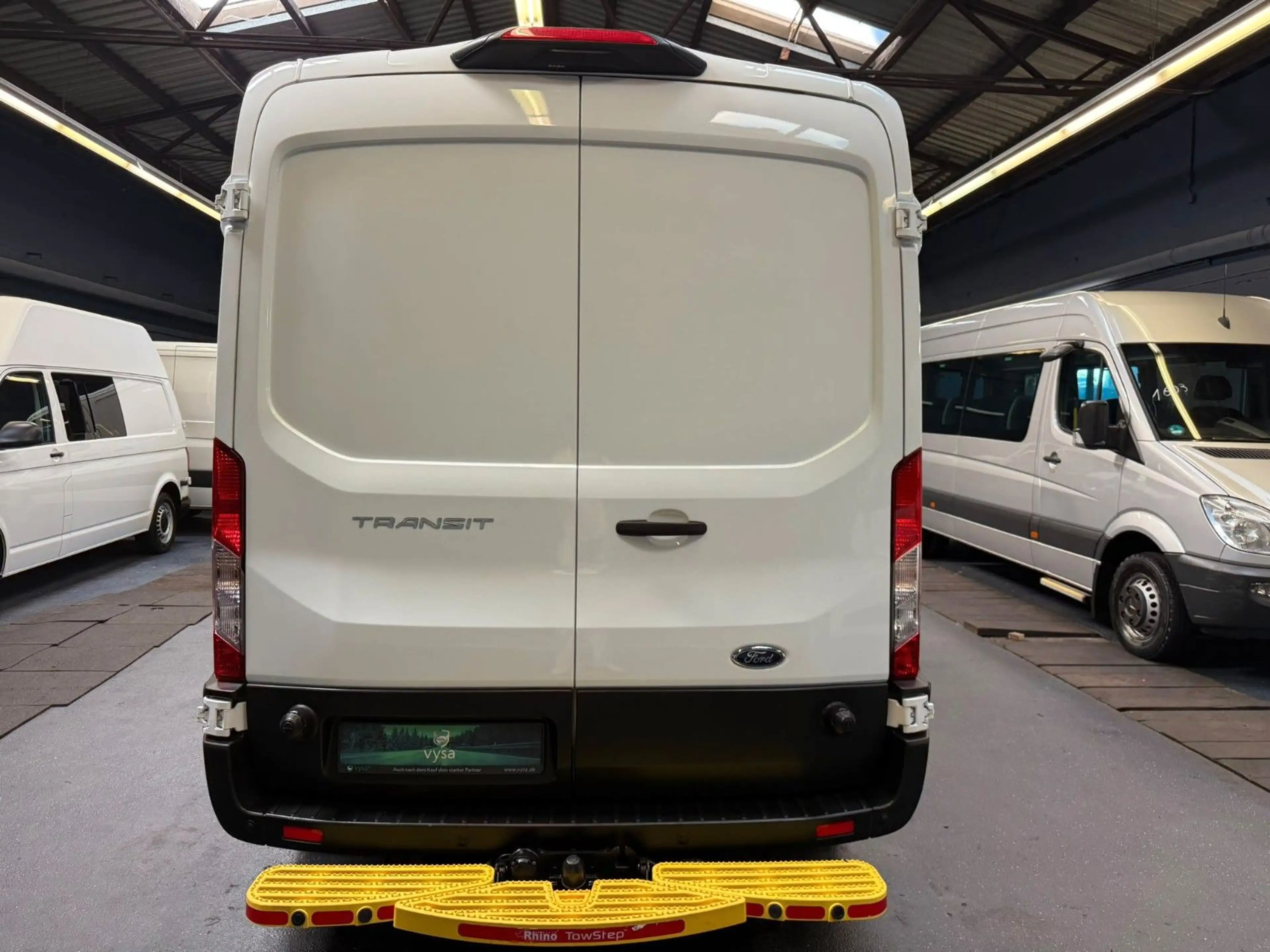 Ford Transit Kasten L3H2 Klima Tempomat R-CAM AHK SHZ — photo 8