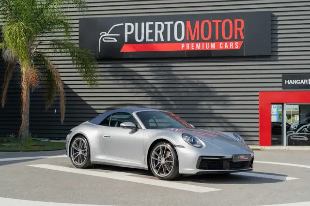Porsche 911 view 2