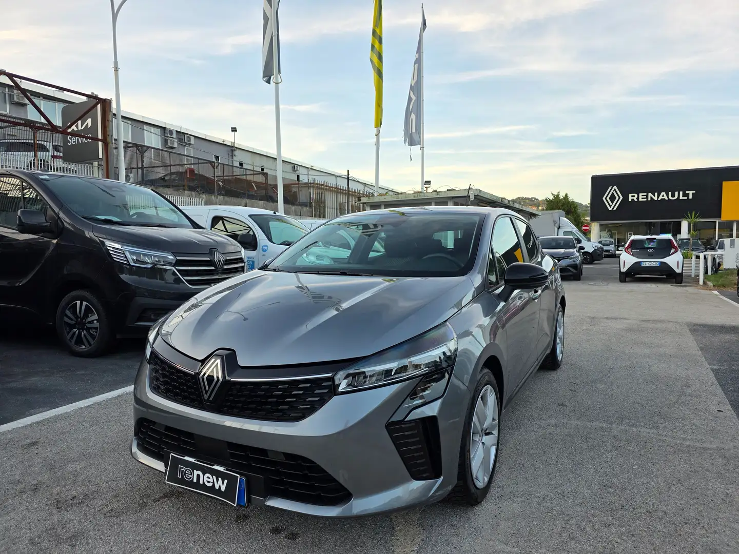 Renault Clio Clio 1.0 tce Evolution 90cv Grigio - 1