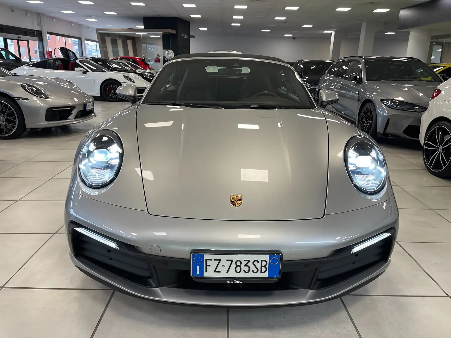 Porsche 992 Cabrio 3.0 Carrera 4S *** SUBENTRO LEASING *** Grigio - 2