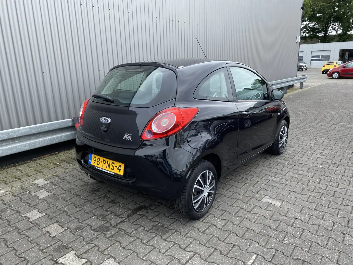 Ford Ka/Ka+ 1.2 Comfort start/stop NAP, 1e Eignr, A/C, Elc.Ram Zwart - 2