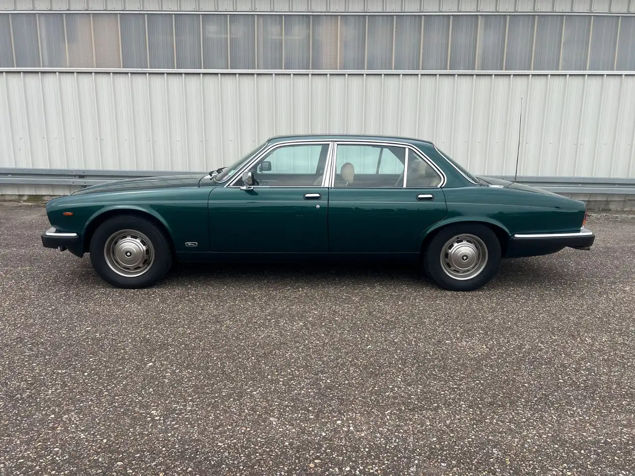 Jaguar XJ12 5,3 H.E Sovereign 1 HAND , GARAGENWAGEN, foto 7